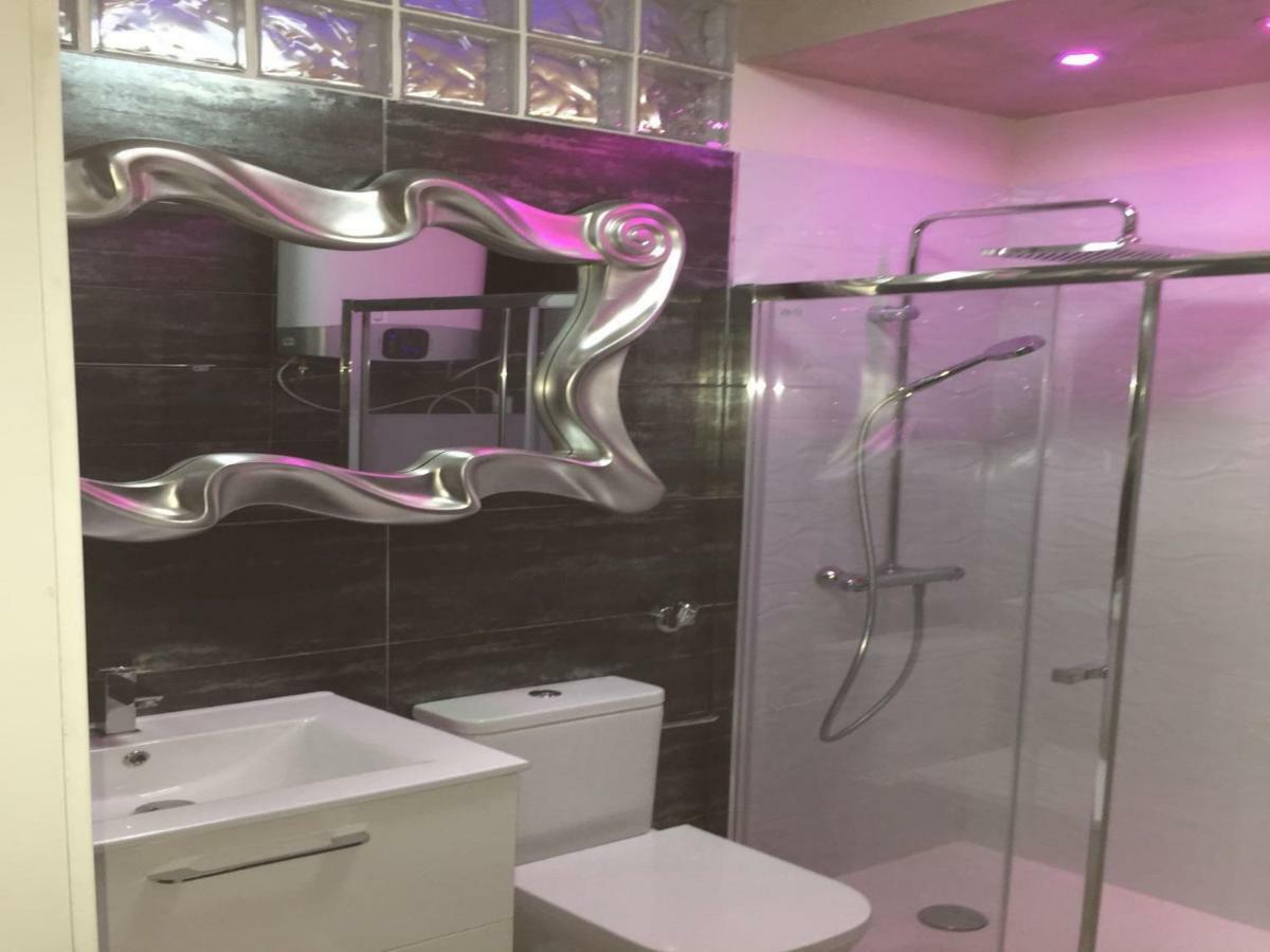 Golden Paradise Seaview Apartment