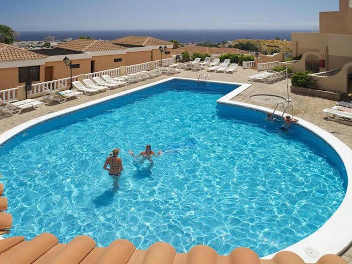 Golden Paradise Seaview Apartment